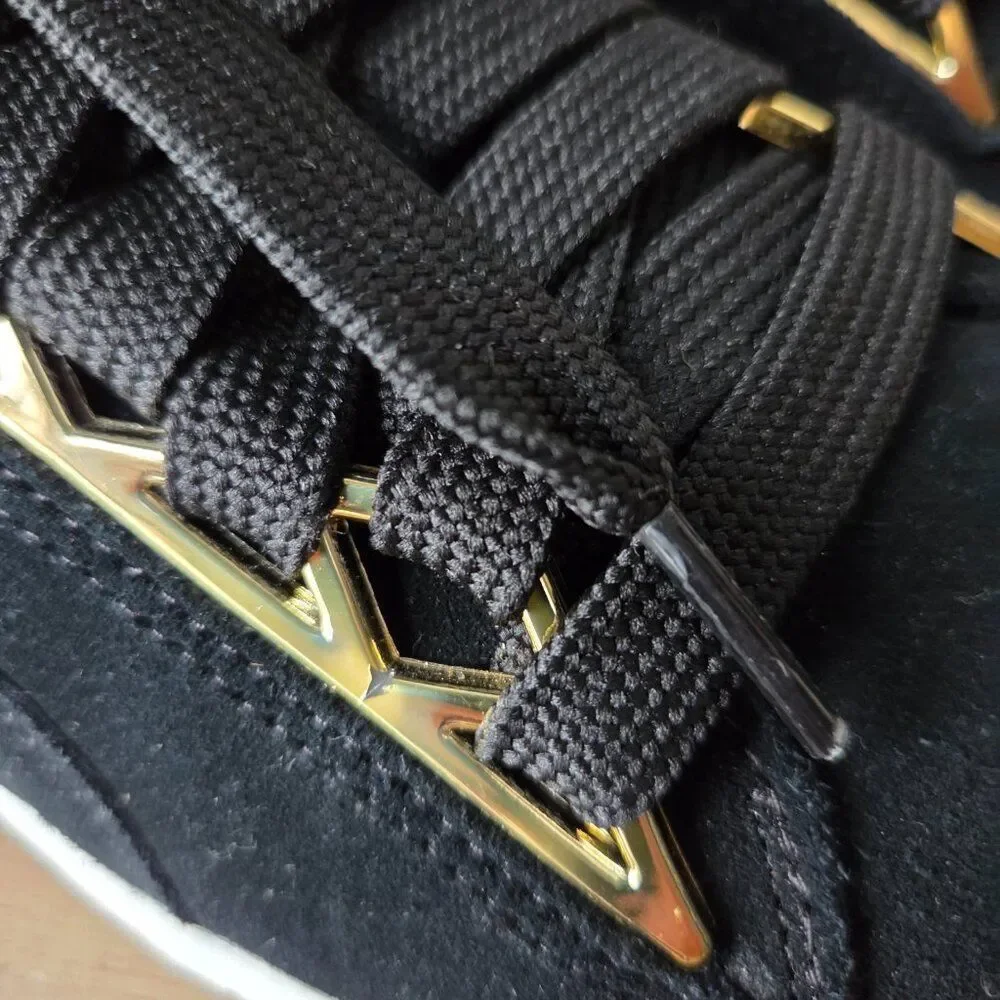 LIKE NEW PUMA 50TH ANNIVERSARY BLACK SUEDE /GOLD SNEAKERS SIZE 9 WOMENS